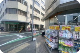 「りそな銀行」